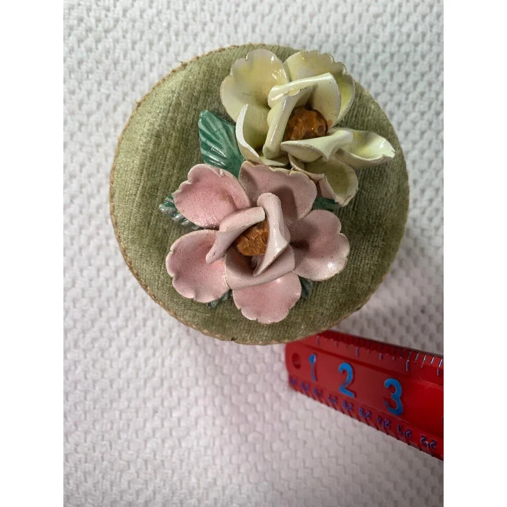 Victorian Velvet box with ceramic flowers